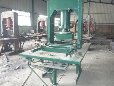 護坡磚機走上了輝煌的業績,