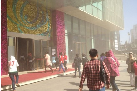 沈陽盾安新一城鋪設的吸水刮沙除塵地墊