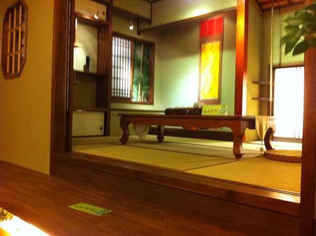 沈陽臥室榻榻米床價格定制