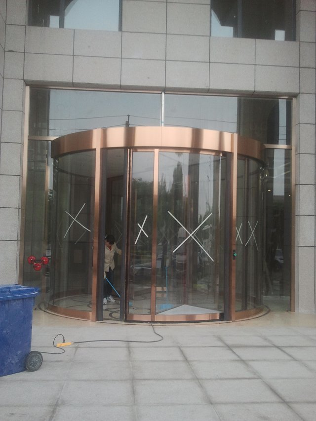 沈陽旋轉(zhuǎn)門沈陽自動(dòng)旋轉(zhuǎn)門沈陽旋轉(zhuǎn)門維修