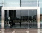 上海金山區漕涇鎮自動門維修 電鎖時常彈不下來維修