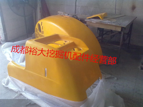 小松60-7挖掘機發動機護罩