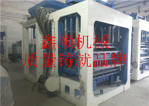 河南鑫順全自動砌塊磚機價格z低