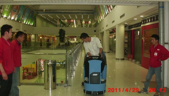 蘇州洗地機配件，蘇州全自動洗地機價格