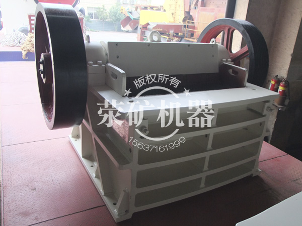 建材用石子怎么破碎？選擇69顎破機