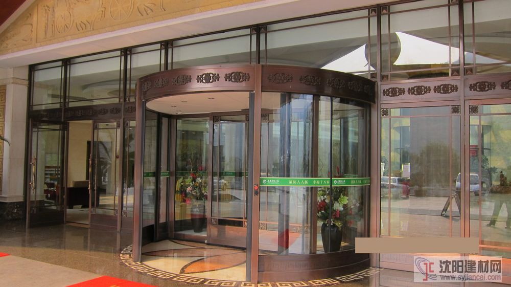 本溪旋轉門維修桓仁旋轉門維修撫順自動旋轉門維修