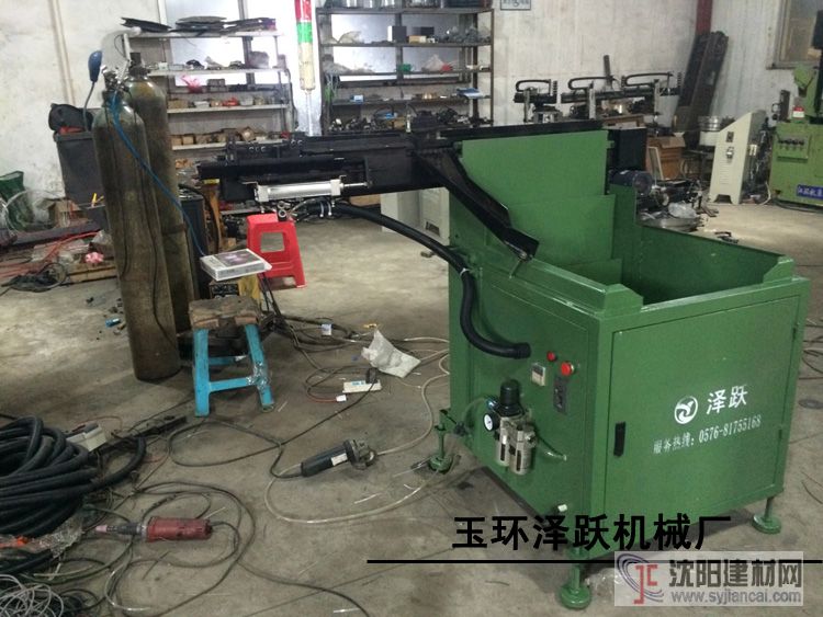 江蘇內(nèi)六角扳手自動加熱感應(yīng)送料機(jī)