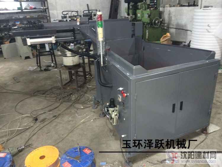 鍛造加熱無(wú)心磨床自動(dòng)感應(yīng)推板式上料機(jī)