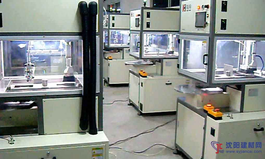 B1-1200玩具自動(dòng)噴涂機(jī)器