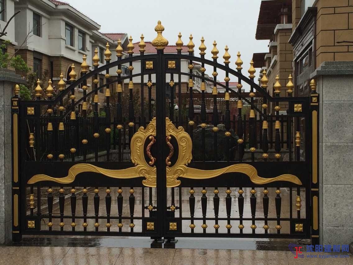 臺(tái)安鋁藝大門