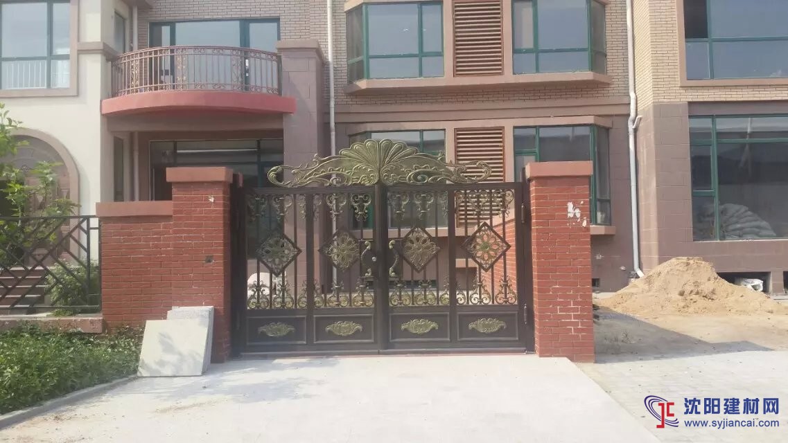 寬甸鑄鋁大門