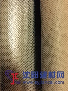 保溫層內側使用隔汽膜，防水透氣膜配套材料