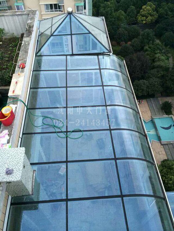 玻璃弧形陽光房