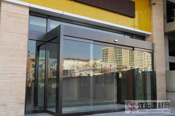 沈陽(yáng)白鋼門制作-沈陽(yáng)中天門窗