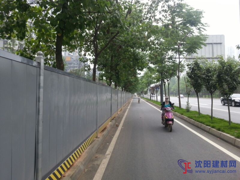 廠家直銷新型彩鋼圍擋施工圍擋地鐵圍擋