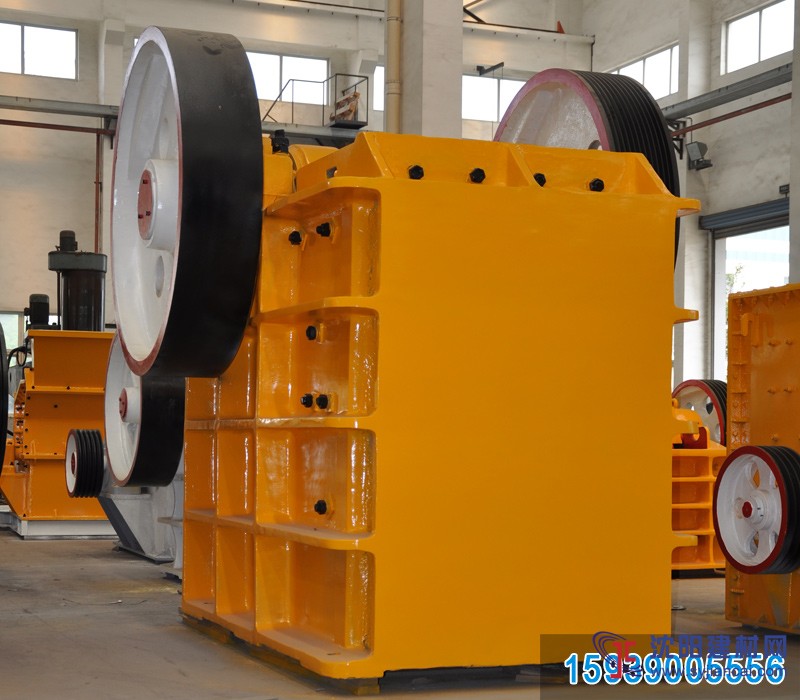 云南細破機/額式破碎機/顎式碎石機