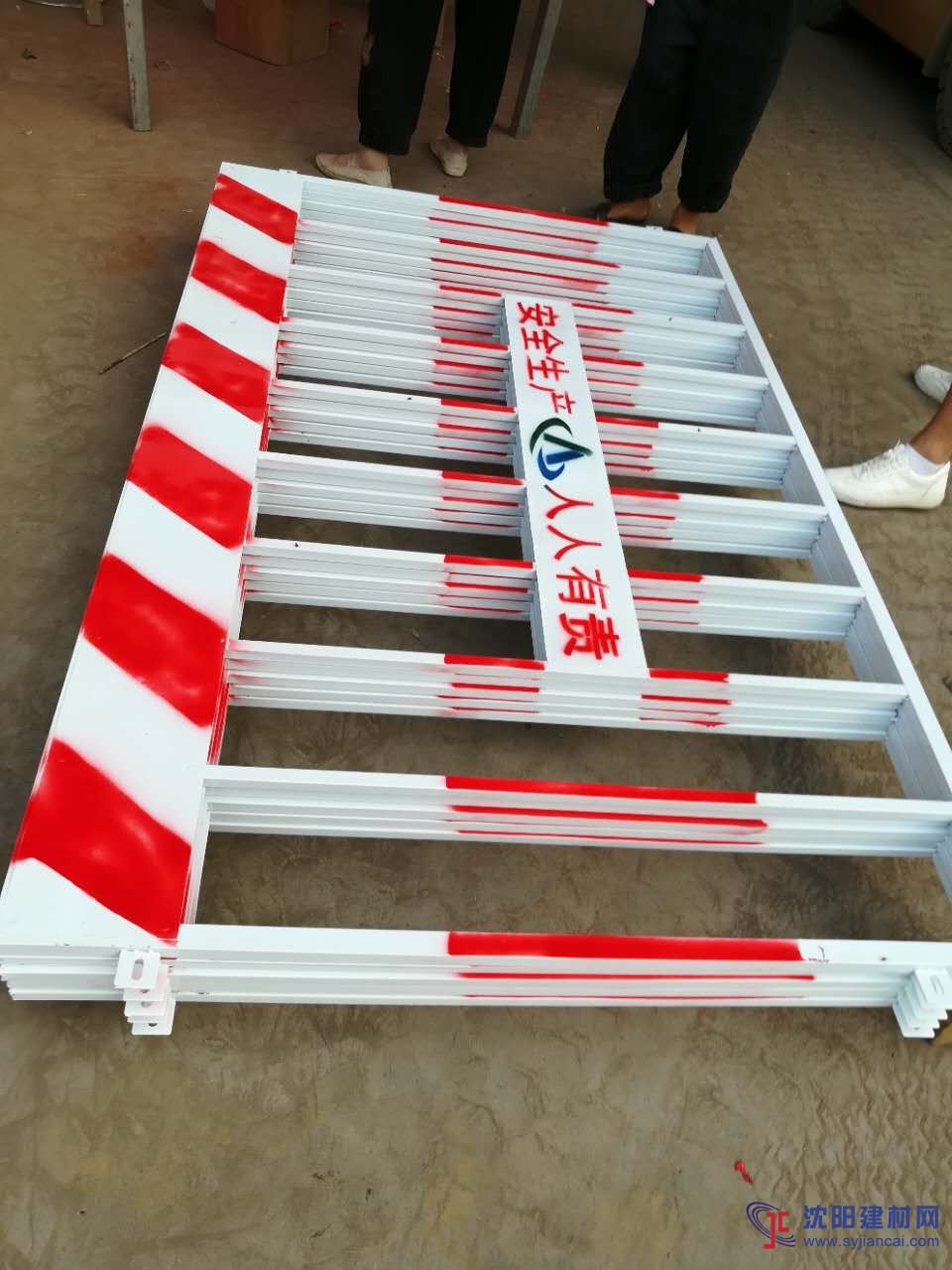 中交局定做臨邊防護圍欄、工地施工坑基吧防護欄