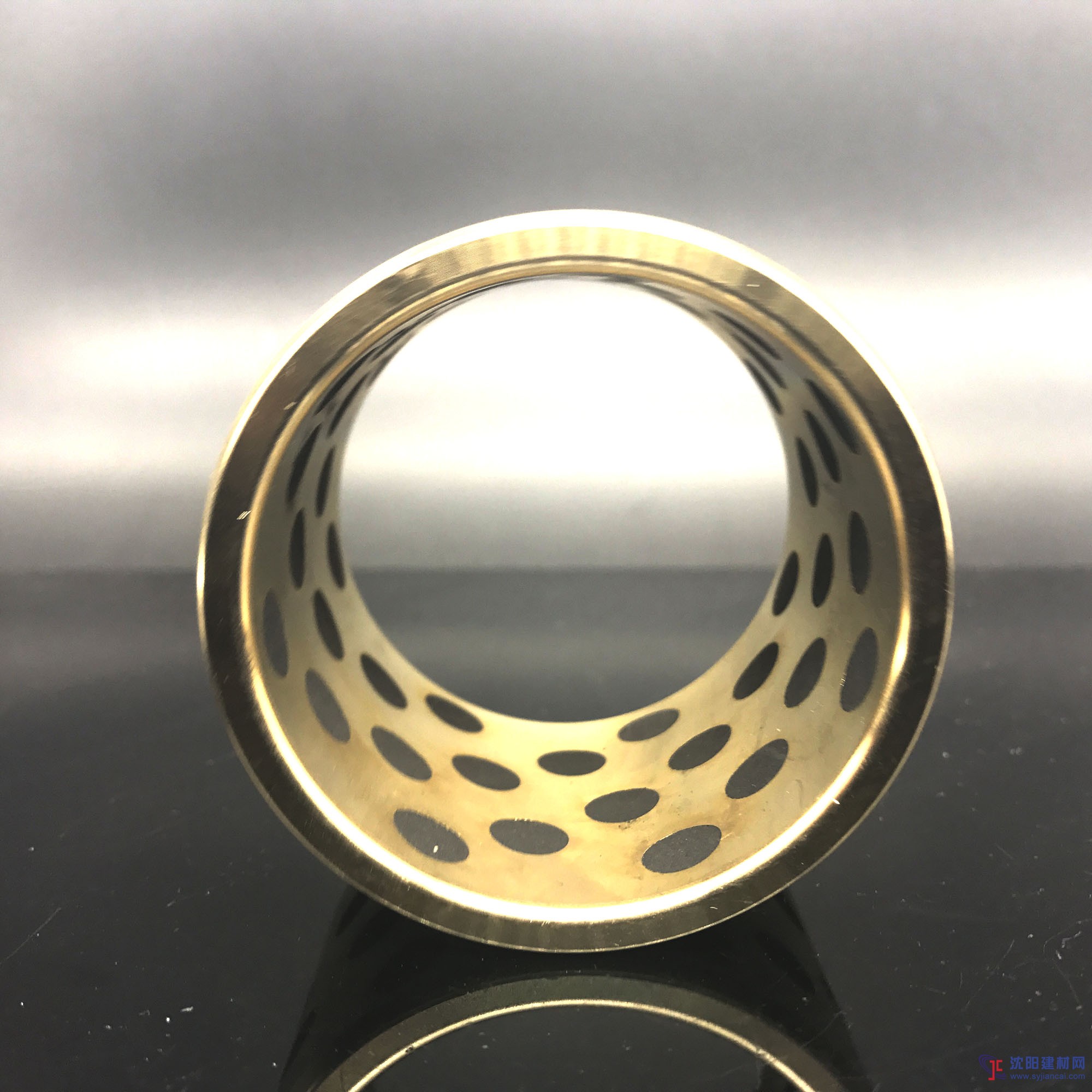 內壁加石墨銅套,自潤滑軸承,自潤滑