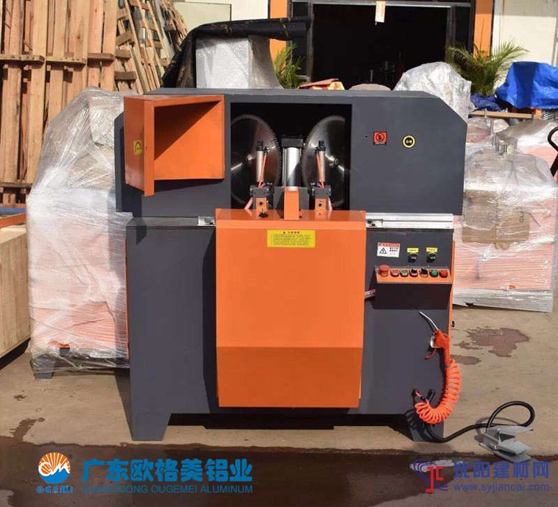 鋁材開料機雙頭鋸