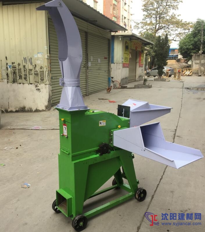 供應(yīng)700型豬飼料鍘草粉碎機(jī) 養(yǎng)殖戶專用飼料加工機(jī)