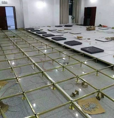 沈陽PVC防靜電網(wǎng)絡地板廠家直銷