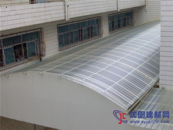 泰安鐵邊采光瓦艾珀耐特玻璃鋼瓦產(chǎn)品特價