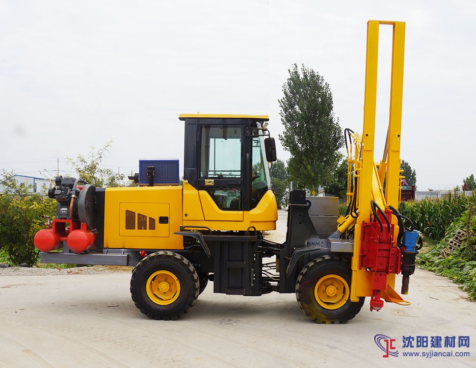 920波形護(hù)欄打樁機(jī) 公路護(hù)欄鉆打一體機(jī)哪家好