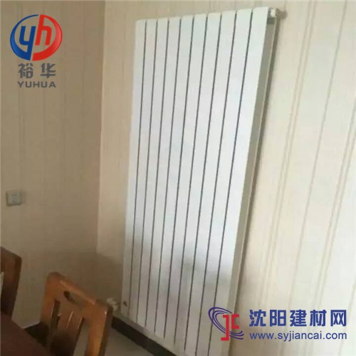 GLZY60-60/400-1.2鋼鋁復(fù)合暖氣片