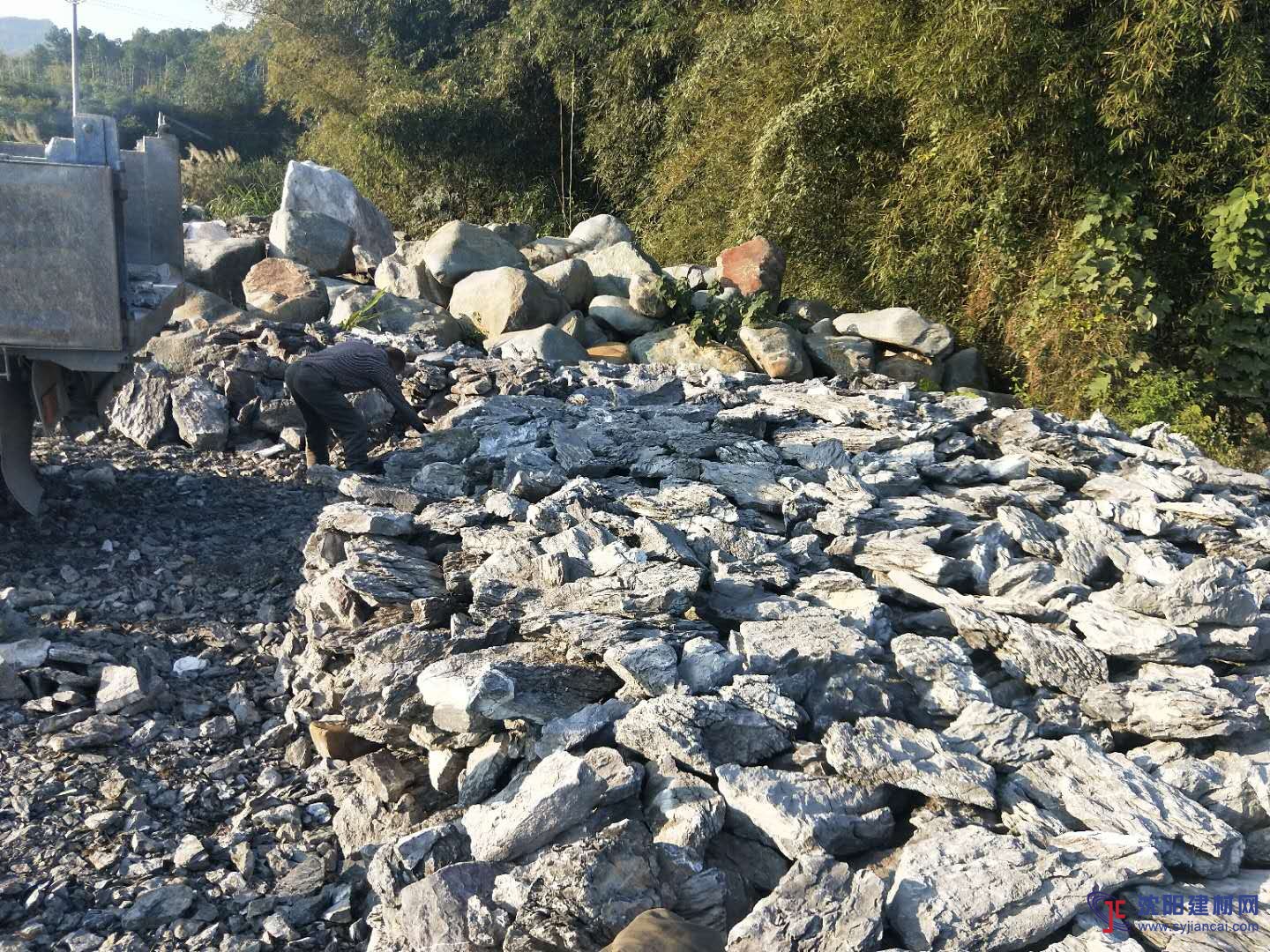 假山石、園林魚池水景假山石、英德假山石批發