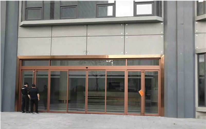 啟東旋轉(zhuǎn)門廠商，啟東旋轉(zhuǎn)門安裝，啟東旋轉(zhuǎn)門維修