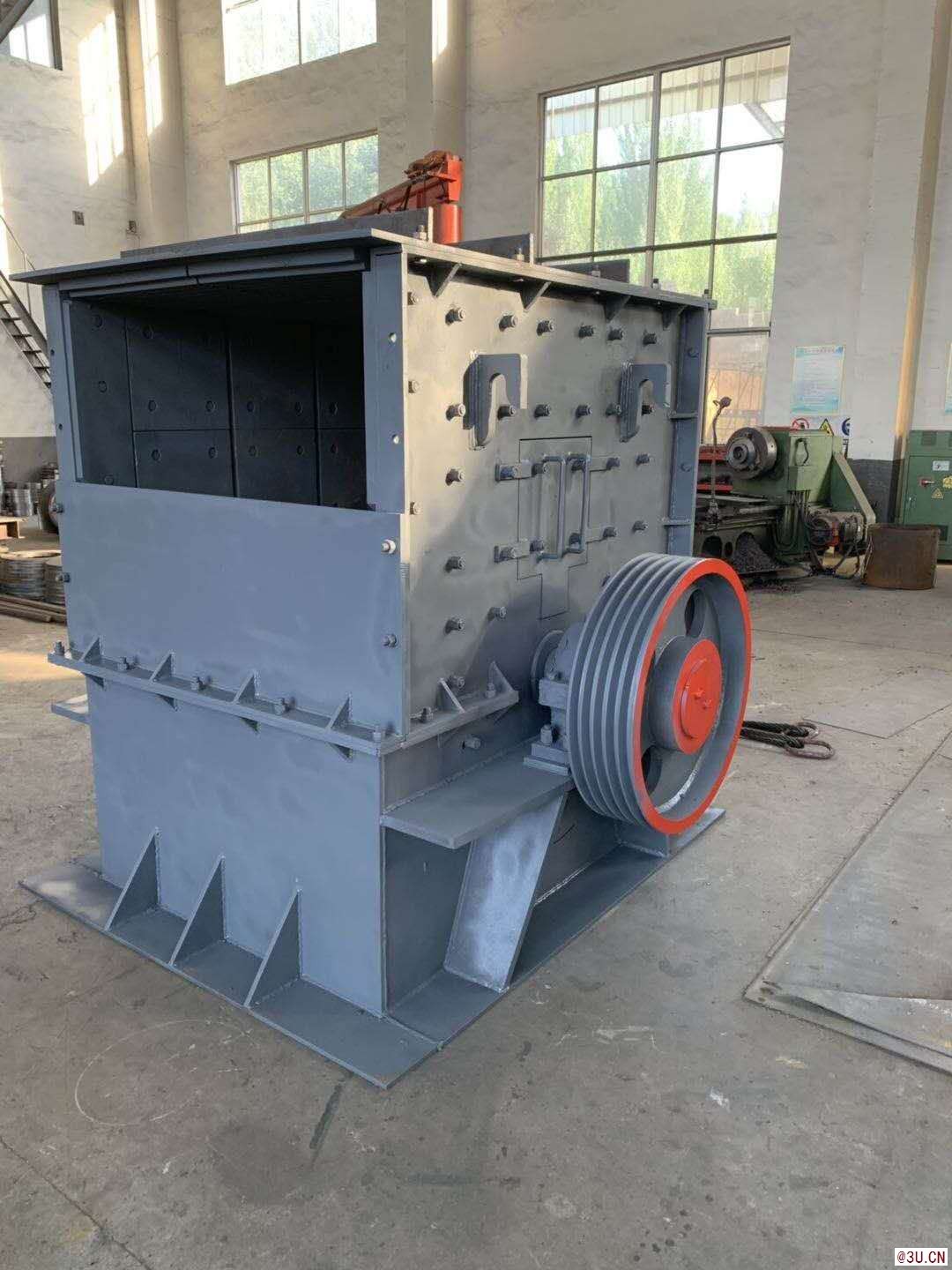 PLC系列箱式破碎機鑄鋼錘頭襯板