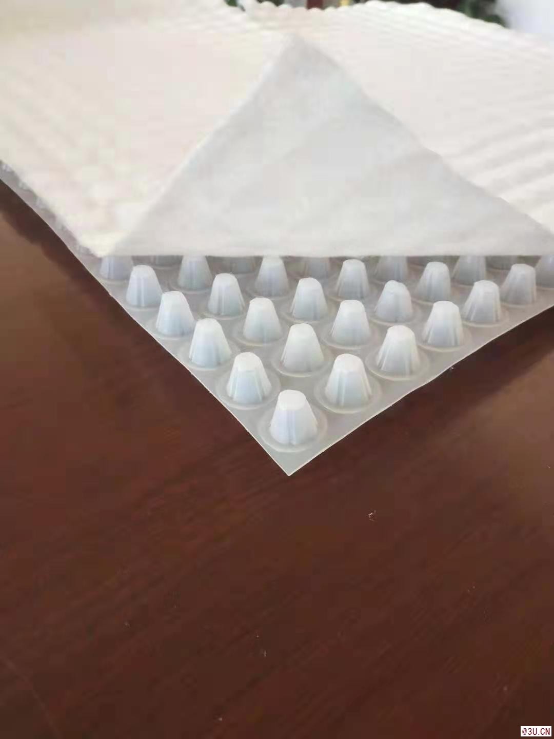 供應天津市20高全新料復合型排水板