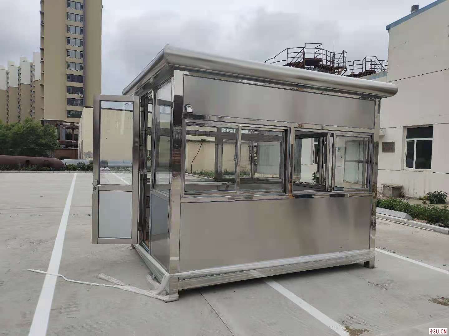 鞍山形象崗亭-售樓處站臺-物業保安崗亭圖片