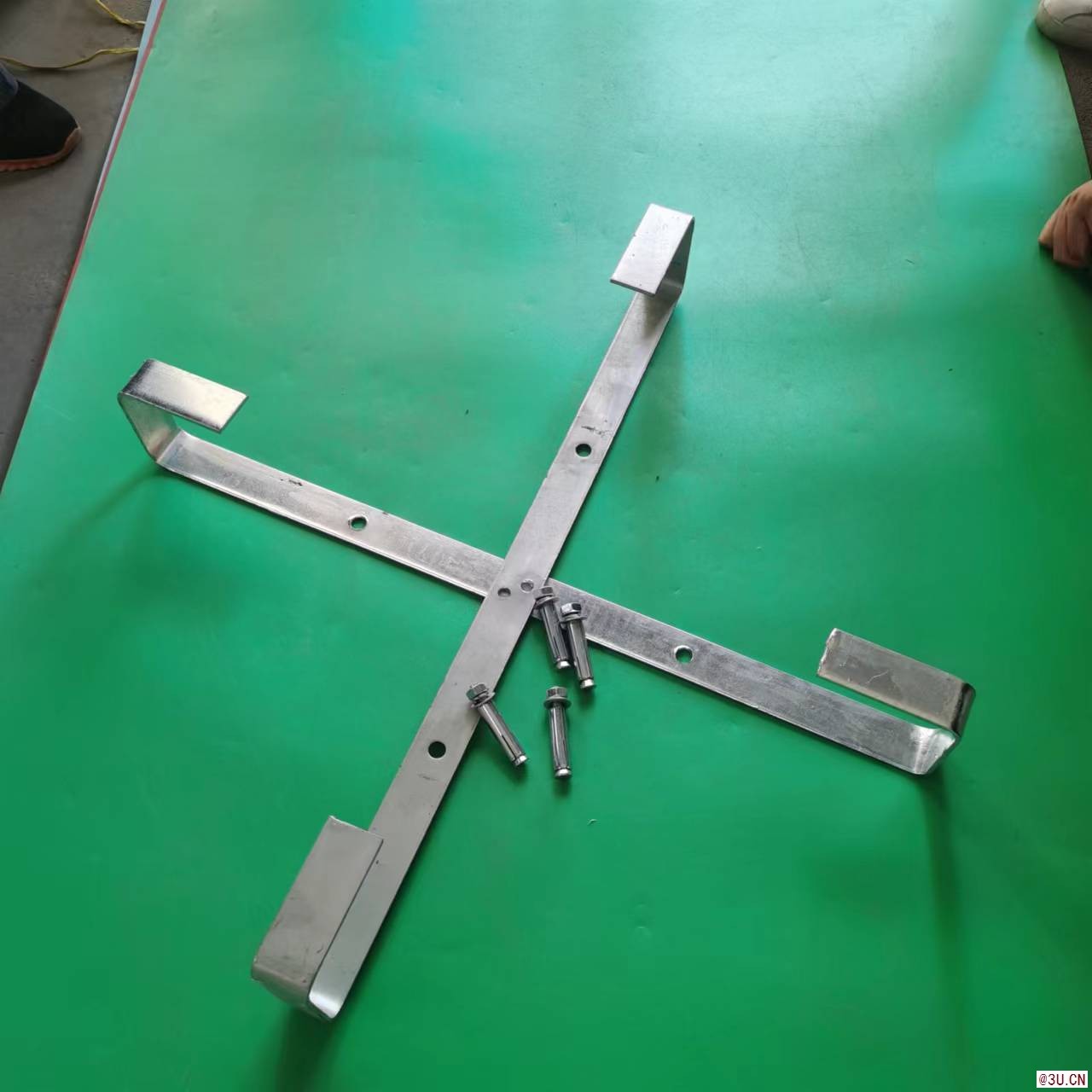 優(yōu)質(zhì)桿用余纜架廠家價(jià)格adss光纜用余纜架